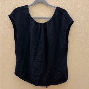 Theory 100% Silk Black Cap Sleeve Blouse Tie Back Top Size M